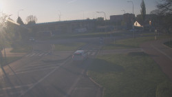 Křižovatka ulic Velká Dlážka a Polní