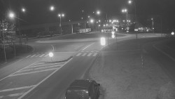 Křižovatka ulic Velká Dlážka a Polní