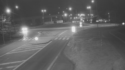 Křižovatka ulic Velká Dlážka a Polní