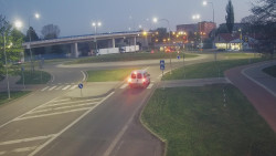 Křižovatka ulic Velká Dlážka a Polní