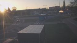 Křižovatka ulic Velká Dlážka a Polní