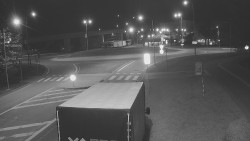 Křižovatka ulic Velká Dlážka a Polní