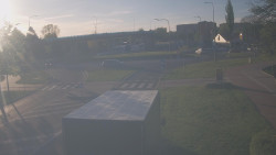 Křižovatka ulic Velká Dlážka a Polní