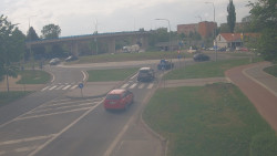 Křižovatka ulic Velká Dlážka a Polní