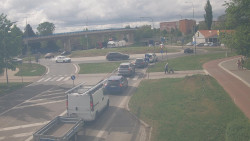 Křižovatka ulic Velká Dlážka a Polní