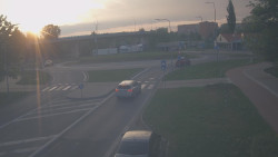 Křižovatka ulic Velká Dlážka a Polní