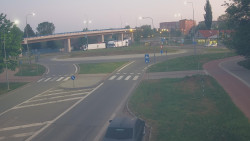 Křižovatka ulic Velká Dlážka a Polní