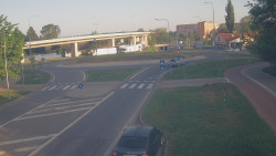 Křižovatka ulic Velká Dlážka a Polní