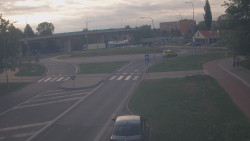 Křižovatka ulic Velká Dlážka a Polní