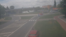 Křižovatka ulic Velká Dlážka a Polní