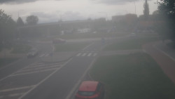Křižovatka ulic Velká Dlážka a Polní