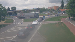 Křižovatka ulic Velká Dlážka a Polní