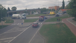 Křižovatka ulic Velká Dlážka a Polní