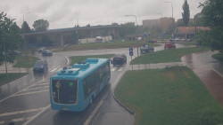 Křižovatka ulic Velká Dlážka a Polní
