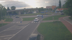 Křižovatka ulic Velká Dlážka a Polní
