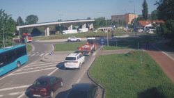 Křižovatka ulic Velká Dlážka a Polní