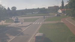 Křižovatka ulic Velká Dlážka a Polní