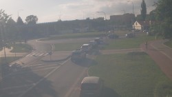 Křižovatka ulic Velká Dlážka a Polní