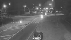 Křižovatka ulic Velká Dlážka a Polní
