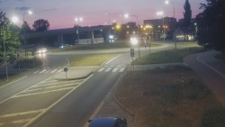Křižovatka ulic Velká Dlážka a Polní