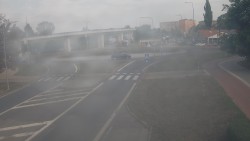 Křižovatka ulic Velká Dlážka a Polní