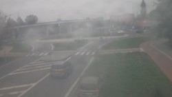 Křižovatka ulic Velká Dlážka a Polní