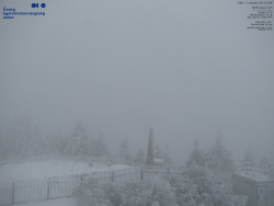 Pohled na jihozápad, Smrk