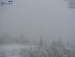 Pohled na jihozápad, Smrk