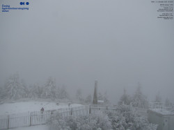 Pohled na jihozápad, Smrk