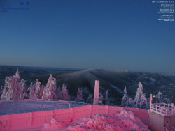 Pohled na jihozápad, Smrk