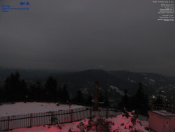 Pohled na jihozápad, Smrk