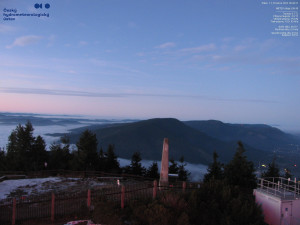 Lysá hora - Pohled na jihozápad, Smrk - 12.12.2025 v 06:45 Lysá hora - Pohled na jihozápad, Smrk - 12.12.2025 v 06:45