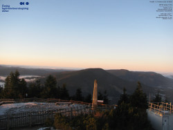 Pohled na jihozápad, Smrk