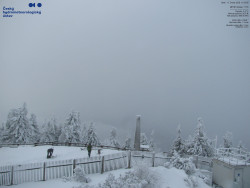 Pohled na jihozápad, Smrk