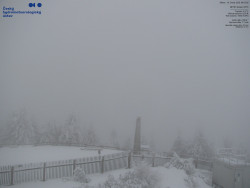 Pohled na jihozápad, Smrk