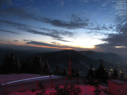 Pohled na jihozápad, Smrk