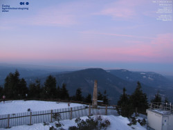 Pohled na jihozápad, Smrk