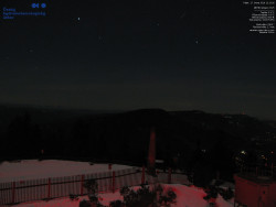 Pohled na jihozápad, Smrk