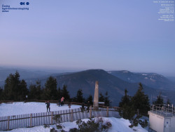 Pohled na jihozápad, Smrk