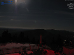 Pohled na jihozápad, Smrk