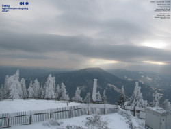 Pohled na jihozápad, Smrk