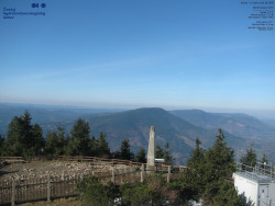 Pohled na jihozápad, Smrk