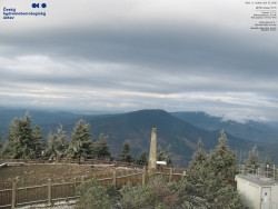 Pohled na jihozápad, Smrk