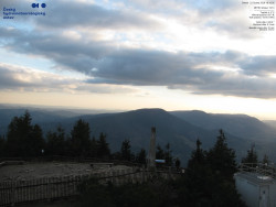 Pohled na jihozápad, Smrk