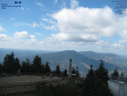 Pohled na jihozápad, Smrk