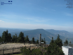 Pohled na jihozápad, Smrk