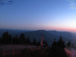 Pohled na jihozápad, Smrk