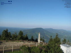 Pohled na jihozápad, Smrk