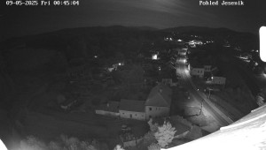 Obec Mikulovice - Pohled na Jeseniky - 9.5.2025 v 01:45