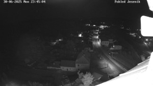 Obec Mikulovice - Pohled na Jeseniky - 1.7.2025 v 00:45